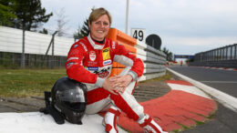 Sabine Schmitz La curva del Nürburgring è ufficiale